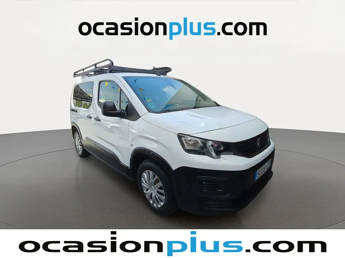 Begagnad Peugeot Rifter Access 100 HK (73 kW) 2019 Vit Minibuss