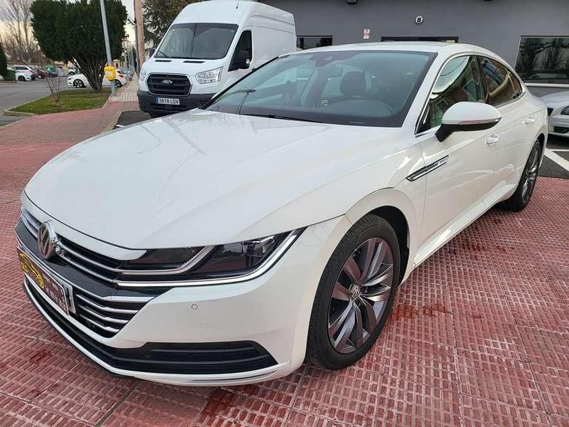 Usado VW Arteon 150 CV (110 kW) 2019 Blanco Utilitario