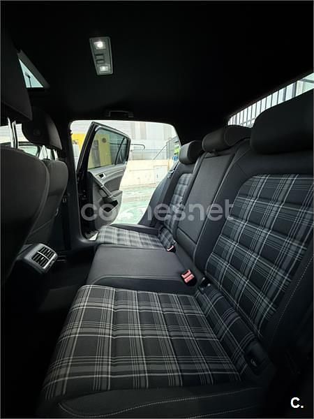 Usado VW Golf VII GTD 184 CV (135 kW) 2016 Negro Familiar