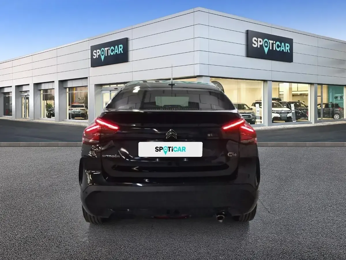 Usado Citroën C4 Shine 130 CV (95 kW) 2021 Negro Berlina