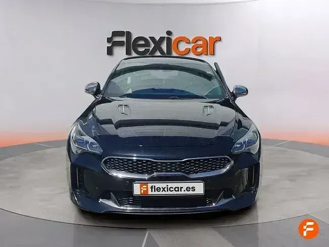 Usado Kia Stinger GT 366 CV (269 kW) 2018 Negro Utilitario