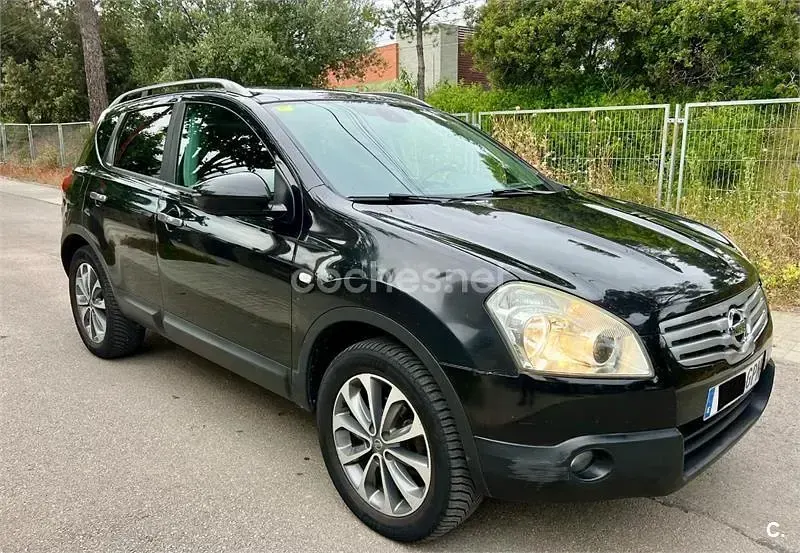 Używany Nissan Qashqai Tekna 106 KM (77 kW) 2009 Czarny SUV