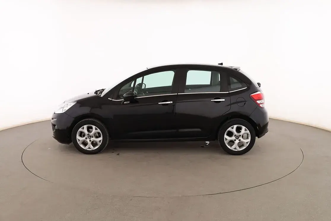 Usado Citroën C3 SELECTION 68 CV (50 kW) 2016 Negro Berlina