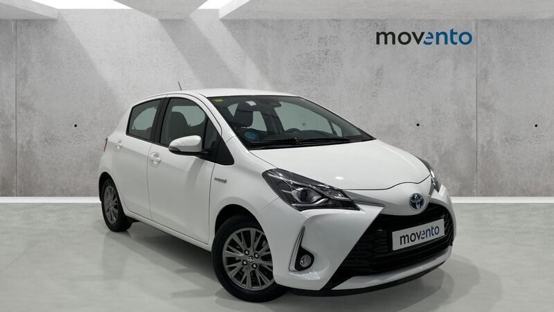 Blanco Usado 2020 Toyota Yaris Hybrid Active Berlina | 16.900 € (Precio justo) - Imagen 1/4