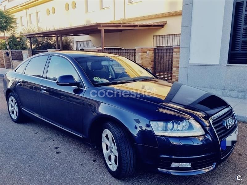 Usado Audi A6 177 CV (130 kW) 2012 Azul Berlina