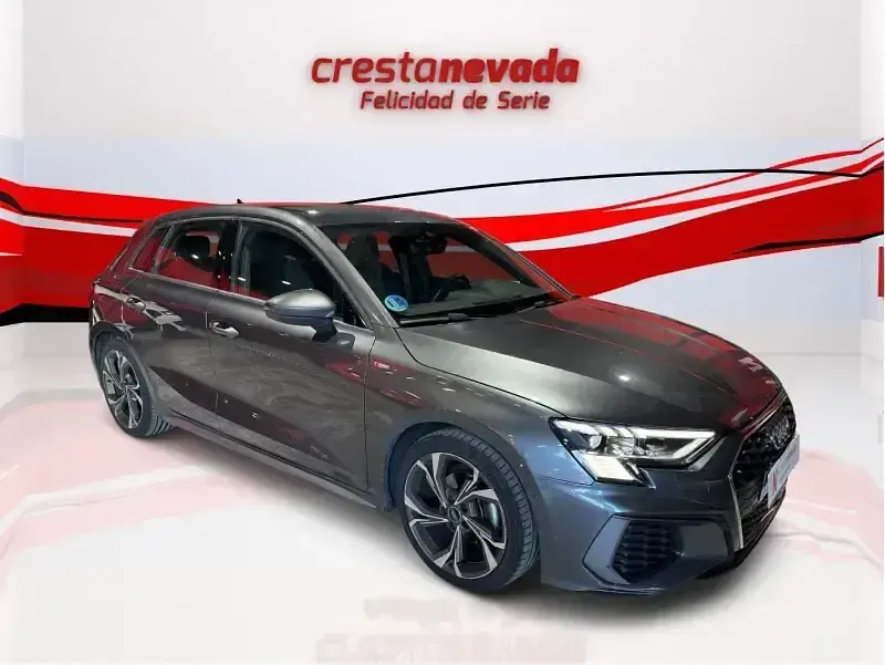 Usado Audi A3 Sportback e-tron S-Line 150 CV (110 kW) 2024 Gris Utilitario