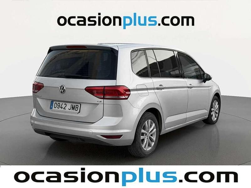 Usado VW Touran Edition 110 CV (80 kW) 2016 Plateado Monovolumen