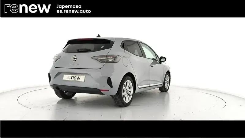 Usado Renault Clio V Evolution 100 CV (73 kW) 2025 Gris Berlina