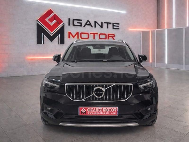 Begagnad Volvo XC40 Inscription 150 HK (110 kW) 2019 Svart SUV