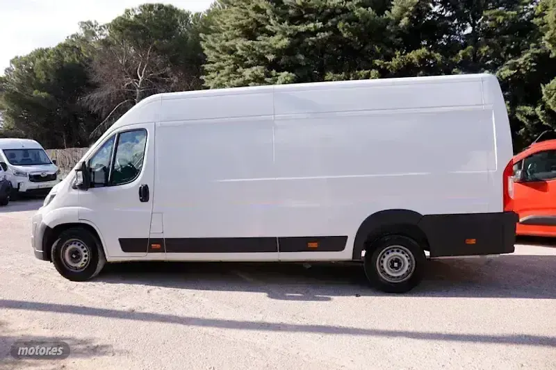 Usado Fiat Ducato 140 CV (102 kW) 2025 Blanco Van