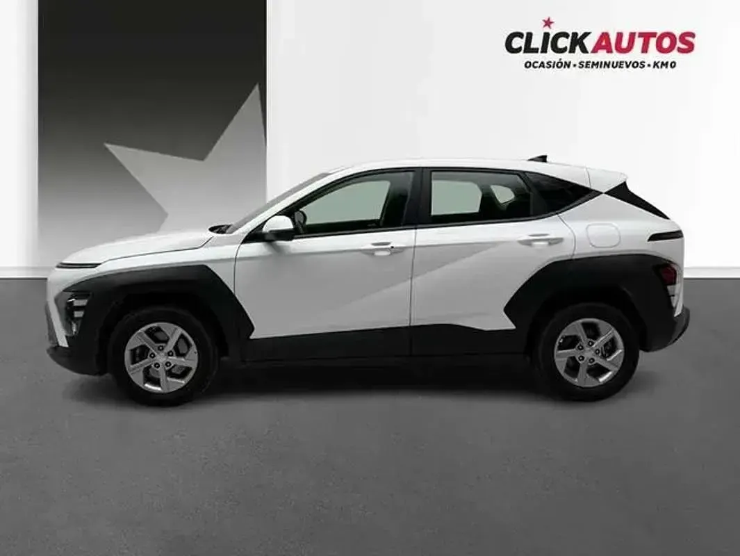 Usado Hyundai Kona 120 CV (88 kW) 2024 Blanco SUV