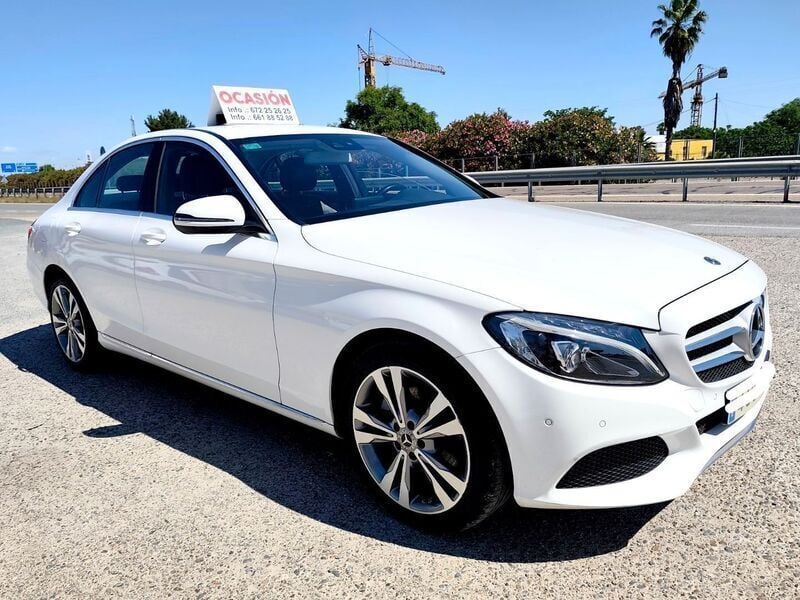 Usado Mercedes C220 194 CV (142 kW) 2019 Blanco Berlina