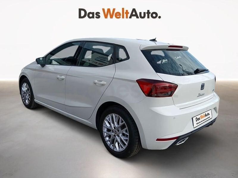 Usado Seat Ibiza FR 115 CV (84 kW) 2024 Blanco Utilitario