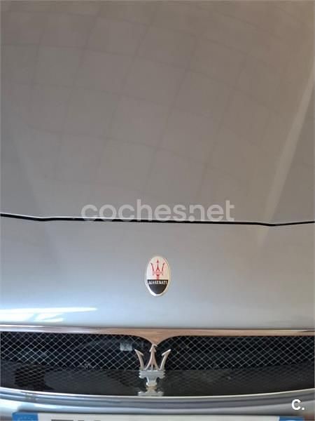 Gris / plata Usado 2002 Maserati Coupé Coupe | 19.000 € - Imagen 1/4