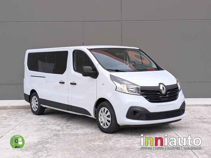 Usado Renault Trafic 125 CV (91 kW) 2018 Blanco Monovolumen
