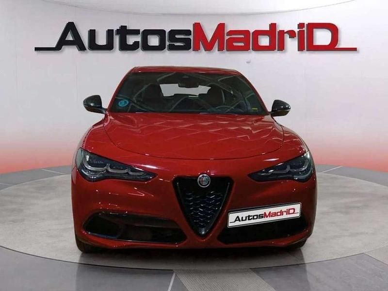 Usado Alfa Romeo Stelvio Sprint 162 CV (119 kW) 2023 Rojo SUV