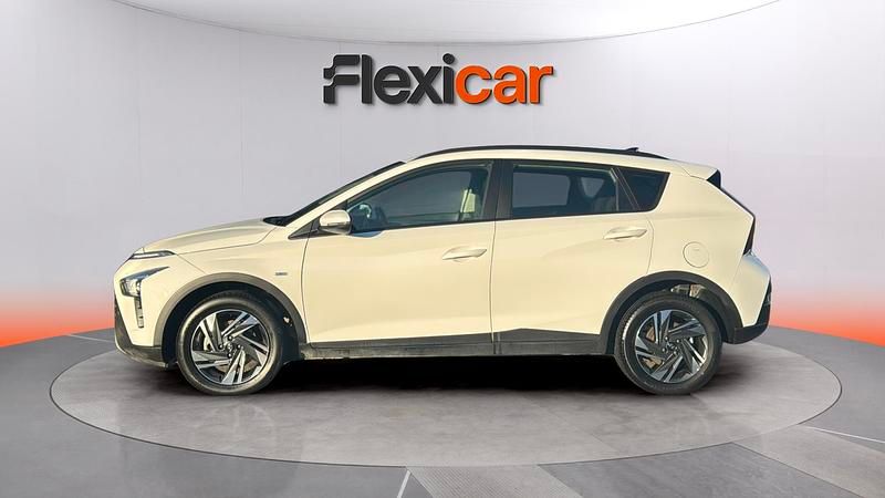 Usado Hyundai Bayon 101 CV (74 kW) 2023 Blanco SUV