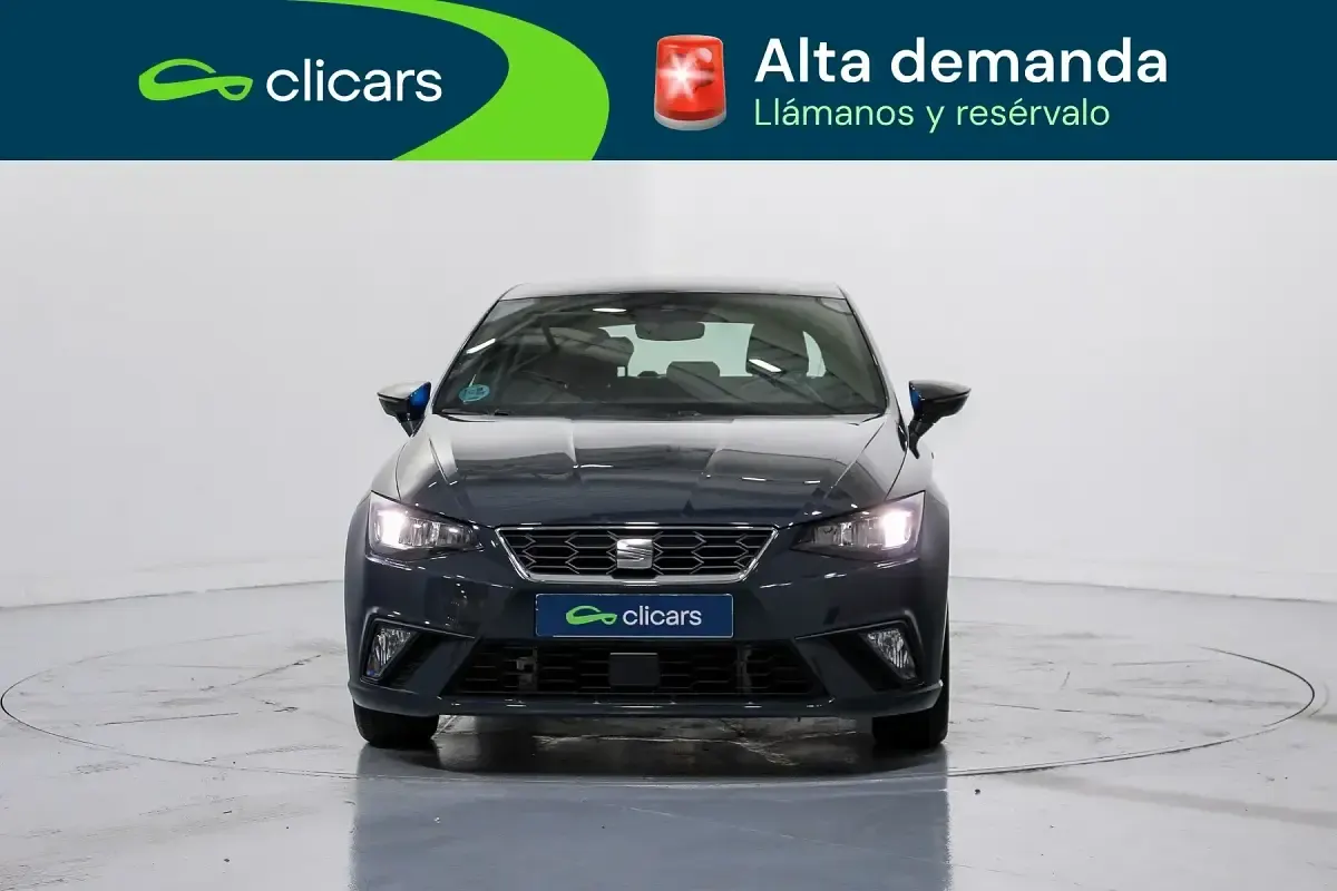 Usado Seat Ibiza FR 115 CV (84 kW) 2025 Gris / plata Utilitario