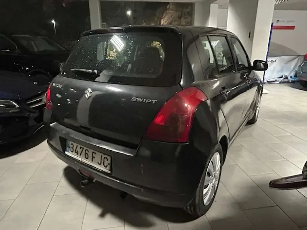 Usado Suzuki Swift GL 69 CV (50 kW) 2007 Negro Utilitario