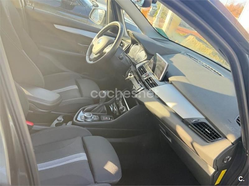 Usado BMW 216 116 CV (85 kW) 2019 Gris / plata Familiar