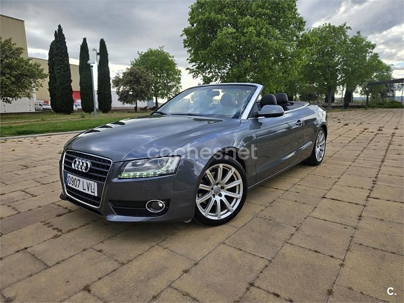 Gris / plata Usado 2011 Audi A5 Cabriolet Descapotable | 12.200 € (Precio justo) - Imagen 1/4