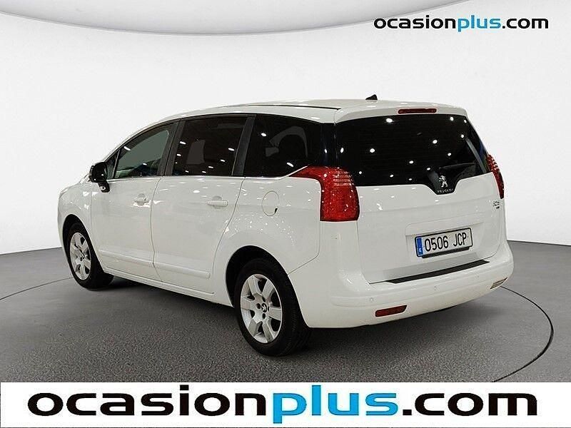 Usado Peugeot 5008 Active 115 HP (84 kW) 2015 Branco Monovolume