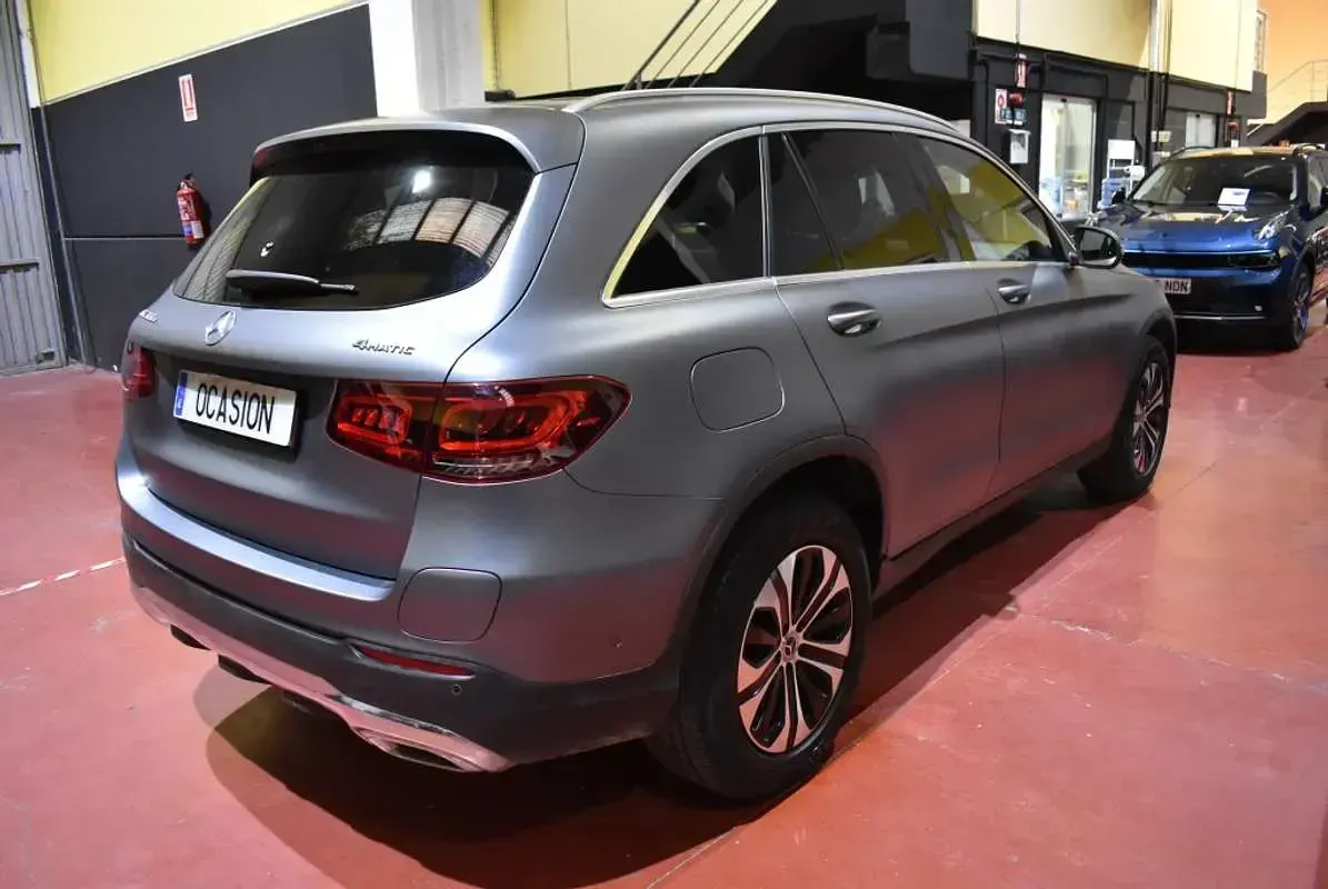 Usado Mercedes GLC300 321 CV (236 kW) 2022 Gris SUV