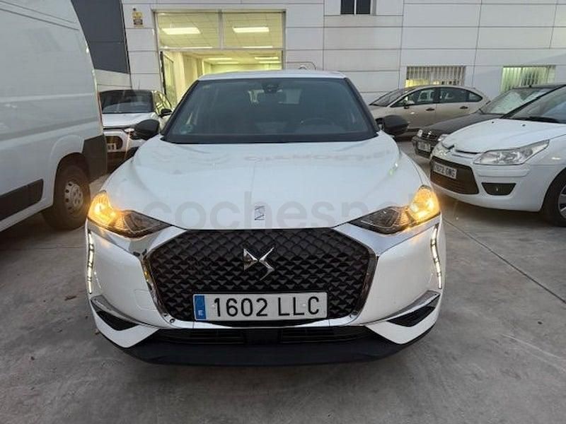 Usado DS Automobiles DS3 Crossback So Chic 131 CV (96 kW) 2020 Blanco SUV