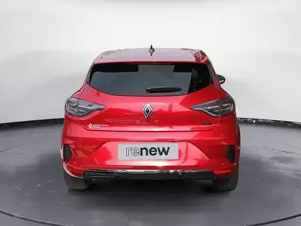 Begagnad Renault Clio V Techno 143 HK (105 kW) 2025 Röd Sedan
