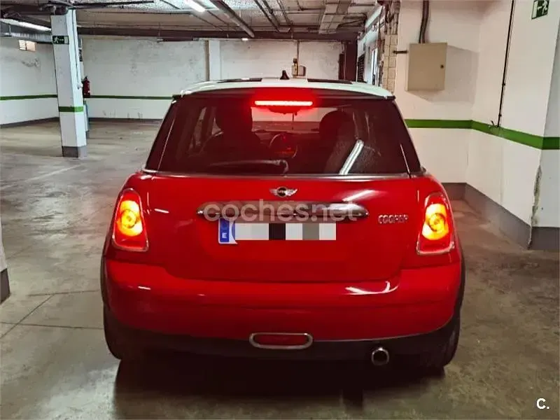 Usado Mini Cooper 116 CV (85 kW) 2007 Rojo Utilitario