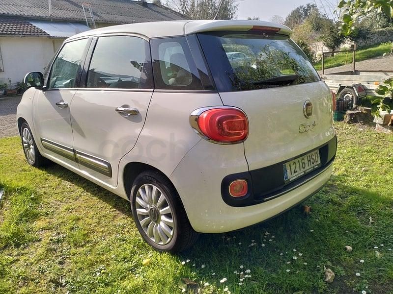 Usado Fiat 500L Lounge 85 CV (62 kW) 2013 Beige Monovolumen
