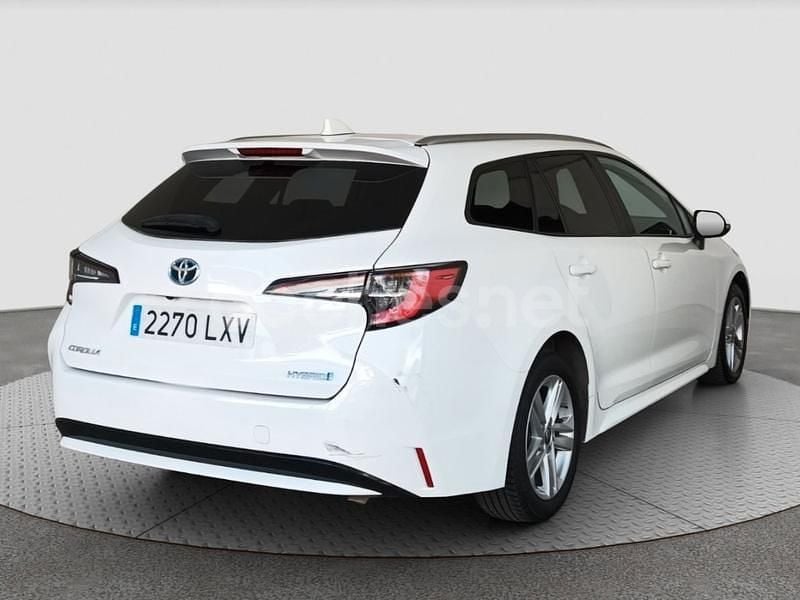 Blanco Usado 2022 Toyota Corolla Active Familiar | 14.500 € (Precio justo) - Imagen 1/4