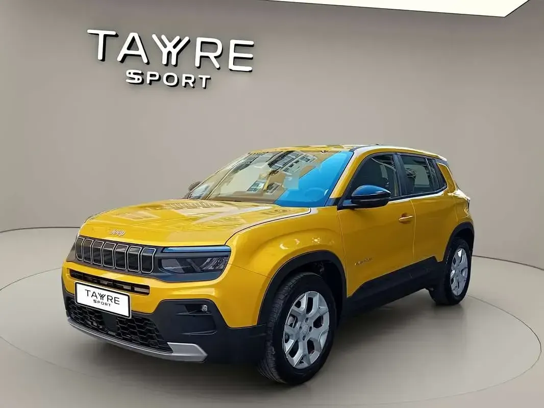 Usado Jeep Avenger EV Altitude 114 kW (156 CV) 2025 Amarillo SUV