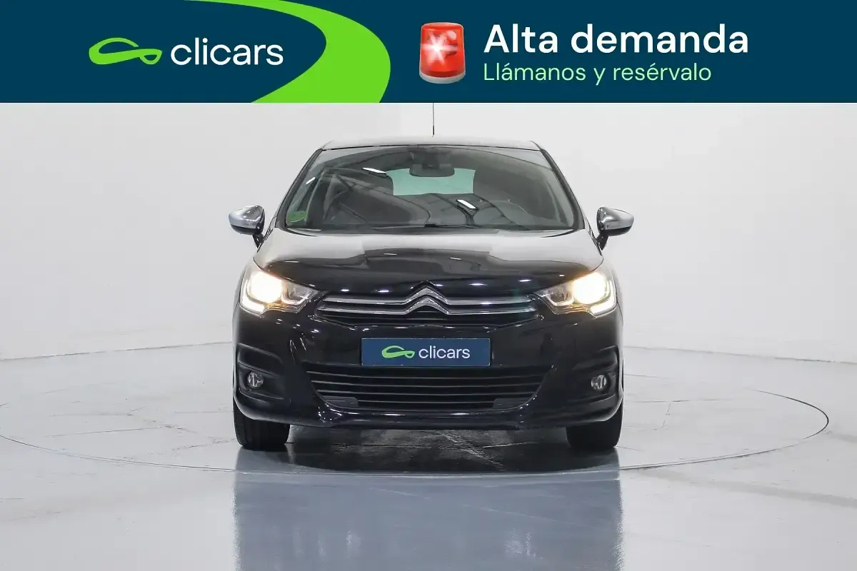 Usado Citroën C4 Feel 110 HP (80 kW) 2016 Preto Sedan