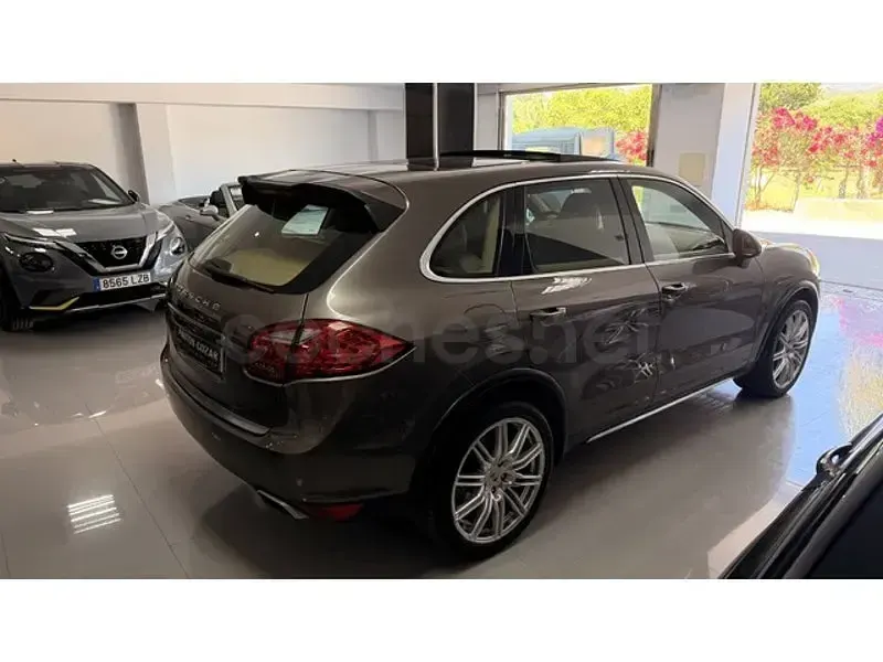 Usado Porsche Cayenne 400 CV (294 kW) 2010 Beige SUV