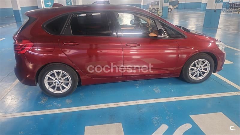 Usado BMW 218 136 CV (100 kW) 2015 Granate Familiar