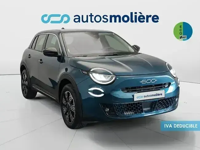 Usado Fiat 600 100 CV (73 kW) 2025 Naranja SUV