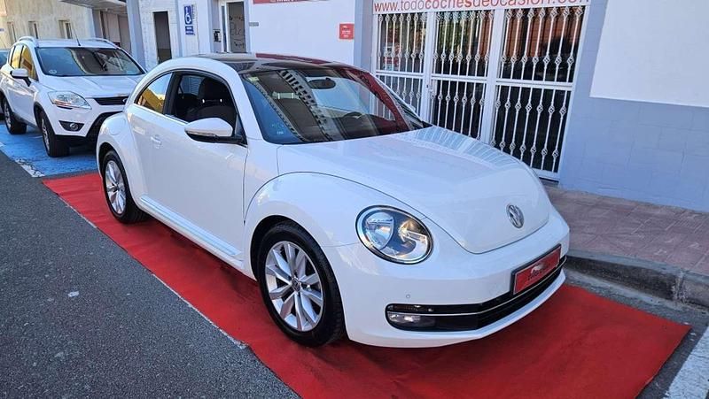 Usado VW Beetle 105 CV (77 kW) 2016 Blanco Utilitario
