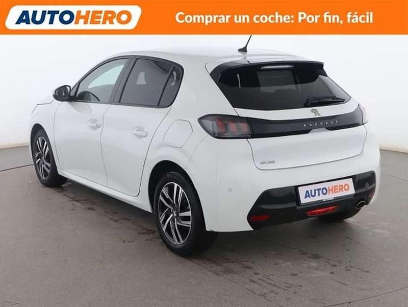 Usado Peugeot 208 Allure 102 CV (75 kW) 2019 Blanco Utilitario