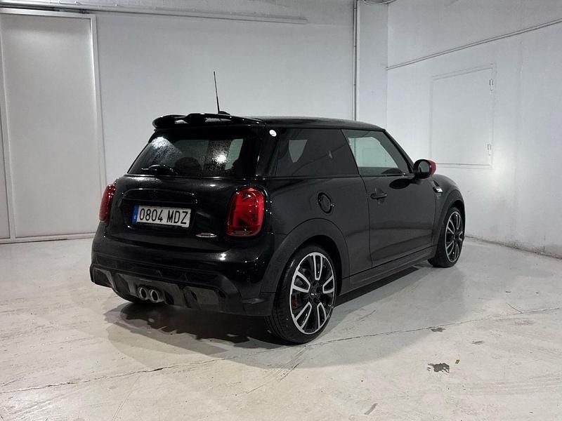 Usado Mini John Cooper Works 231 CV (169 kW) 2023 Negro Utilitario