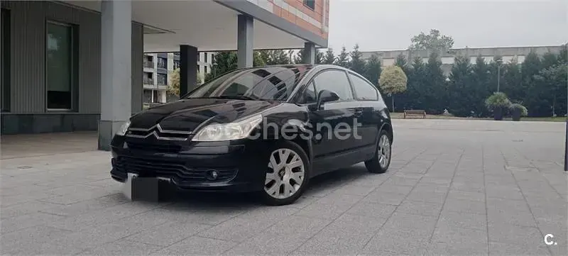 Usado Citroën C4 110 CV (80 kW) 2005 Negro Berlina