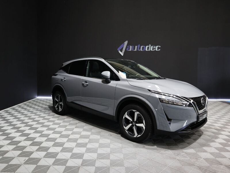 Gris Usado 2021 Nissan Qashqai SUV | 26.490 € (Un poco caro) - Imagen 1/4