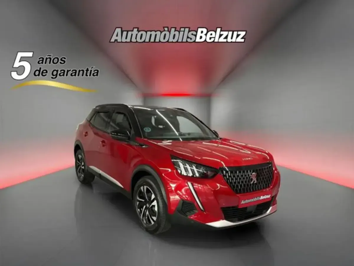 Usado Peugeot 2008 GT 131 CV (96 kW) 2023 Rojo SUV