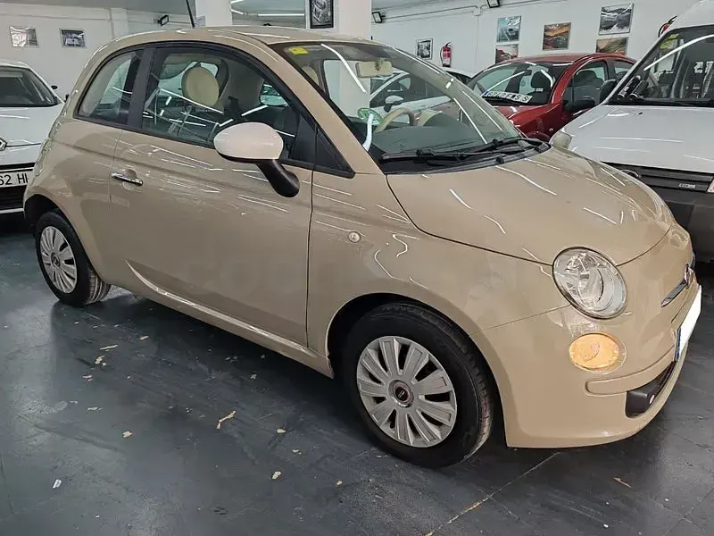 Usado Fiat 500 Lounge 69 CV (50 kW) 2014 Beige Berlina