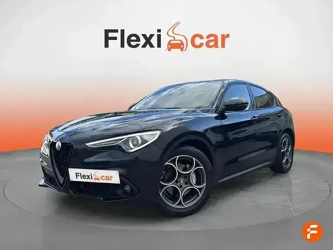 Usado Alfa Romeo Stelvio Sprint 160 CV (117 kW) 2022 Negro SUV