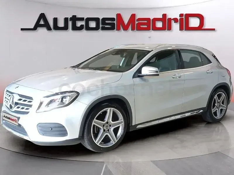 Usado Mercedes GLA200 136 CV (100 kW) 2019 Gris / plata SUV