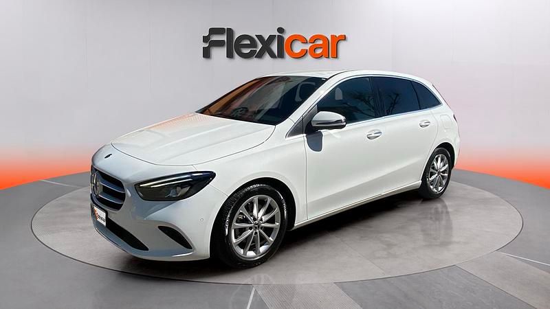 Usado Mercedes B200 163 CV (119 kW) 2021 Blanco Monovolumen