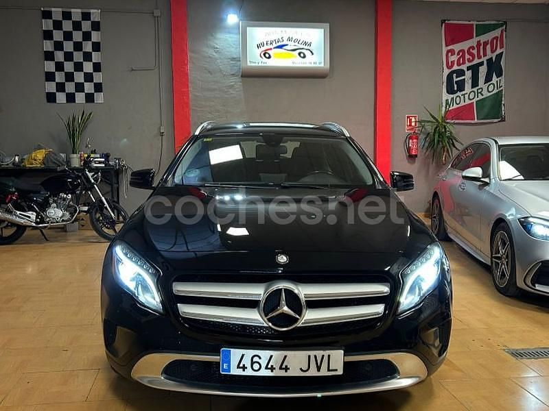 Usado Mercedes GLA200 Urban 136 CV (100 kW) 2016 Negro SUV