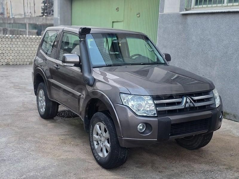 Usado Mitsubishi Montero Motion 200 CV (147 kW) 2011 Marrón SUV