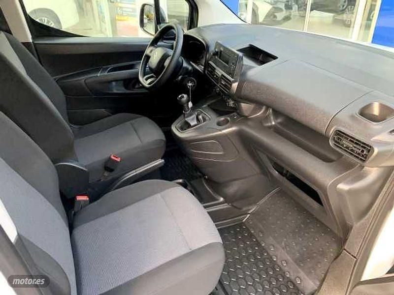 Usado Citroën Berlingo Live 100 CV (73 kW) 2020 Blanco Monovolumen